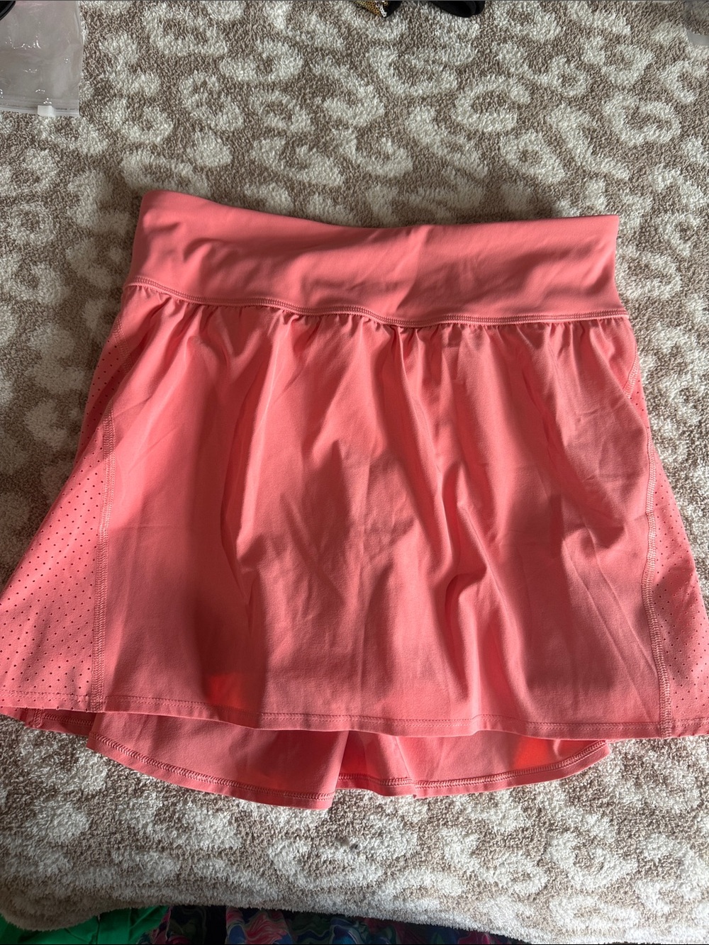 SPANX Coral Athletic get moving Skort with Perforated Side Panels